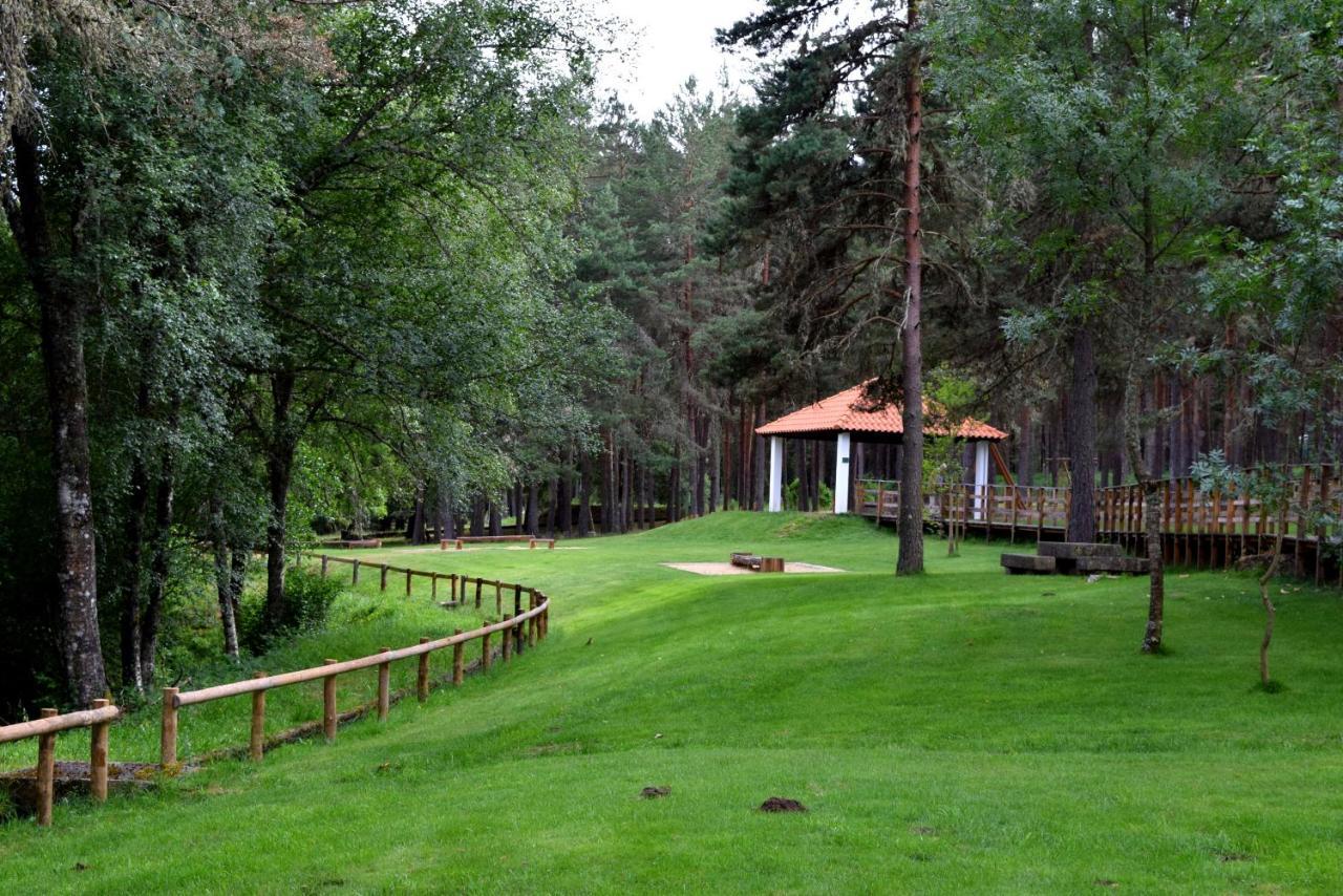 Boticas Parque Natur Houses Екстериор снимка