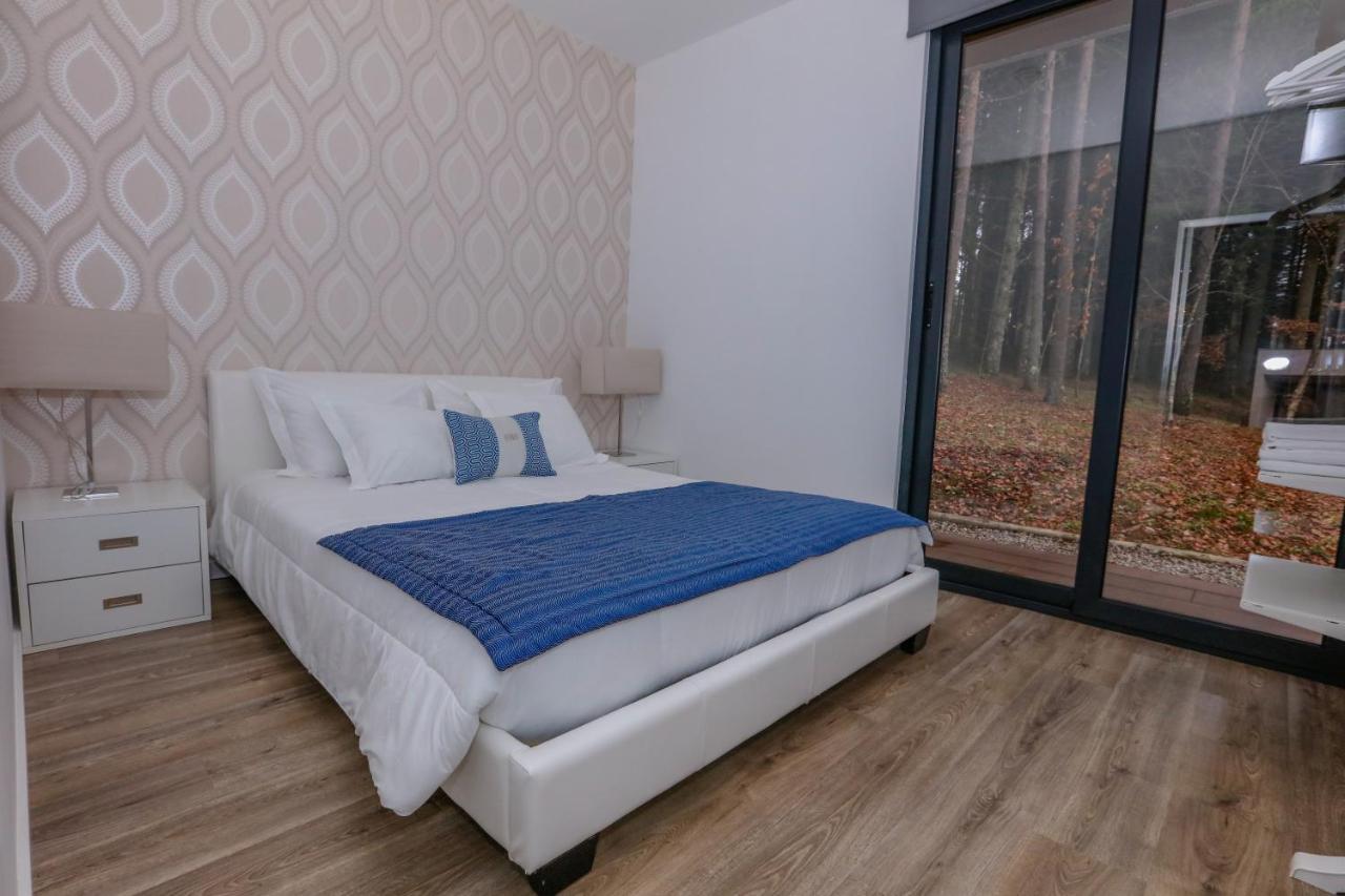 Boticas Parque Natur Houses Екстериор снимка